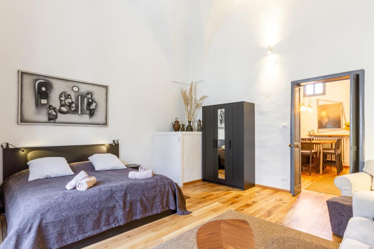 Lecce Center Charming Flat With Terrace Διαμέρισμα Εξωτερικό φωτογραφία