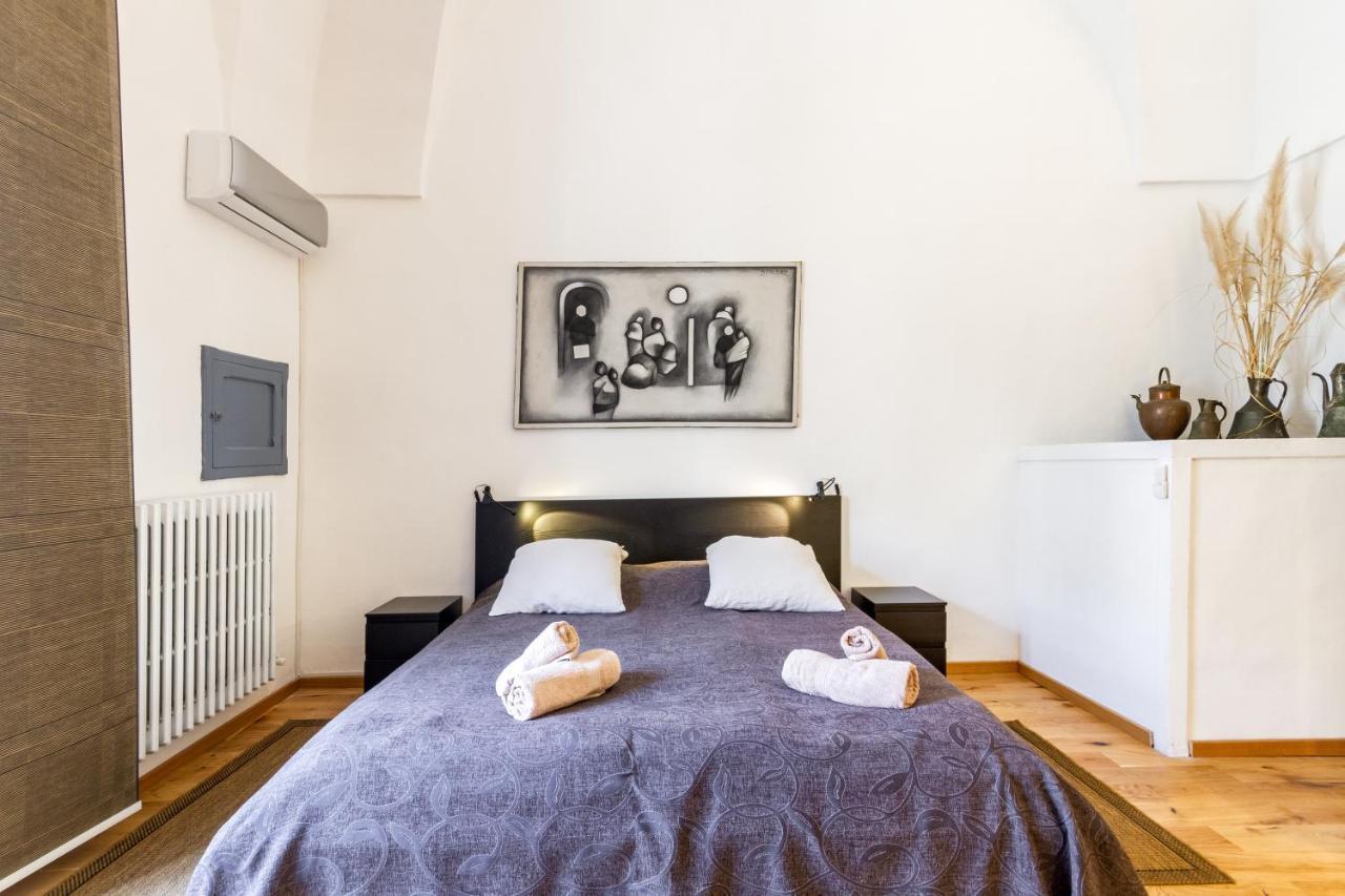 Lecce Center Charming Flat With Terrace Διαμέρισμα Εξωτερικό φωτογραφία
